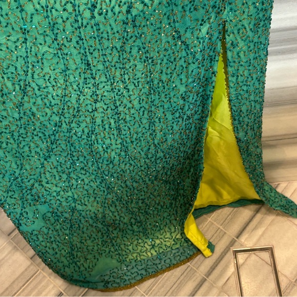 Adriana Papell Vintage Beaded Gown - Picture 3 of 5